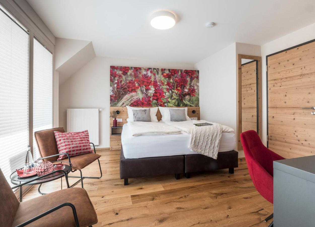 Landhotel Gasthaus Zum Pflug Цел ам Хармерсбах Екстериор снимка